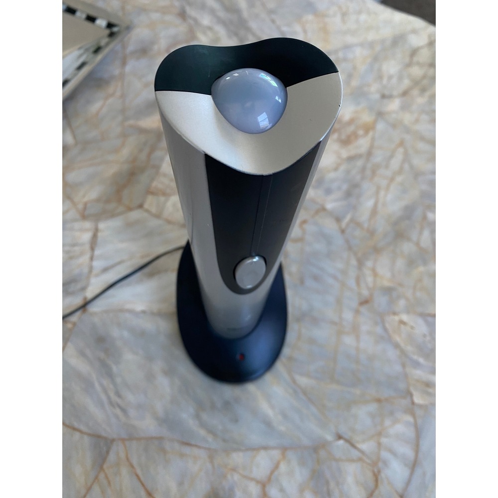 Oster‎ Cordless Electric Wine Opener with Charging Base Silver Black 4207